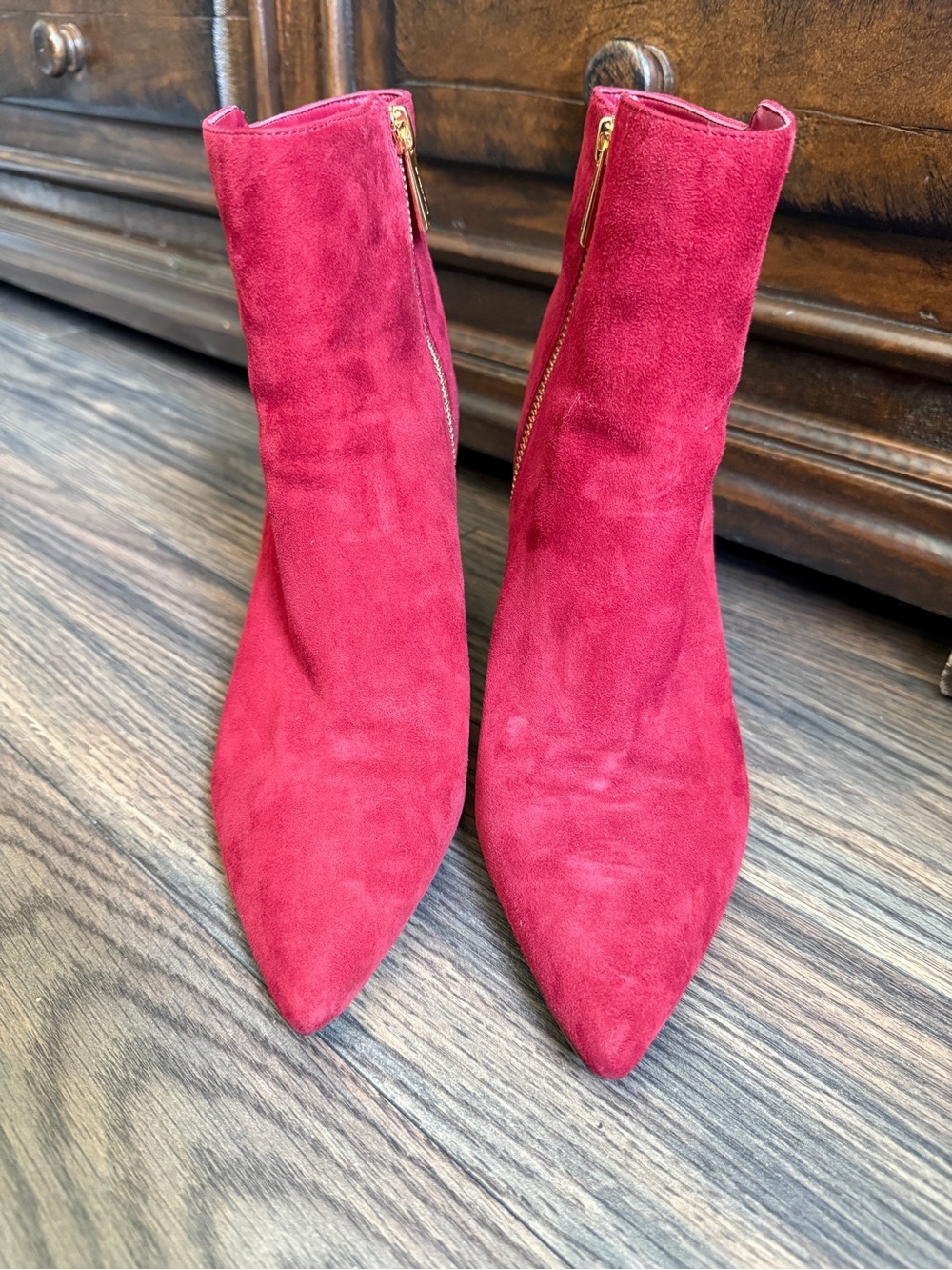 NWOT Michael Kors Red Suede Pointed Ankle Booties with Gold Zipper